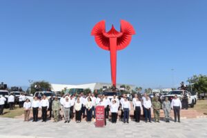 Fortalece Américo Villarreal a la Guardia Estatal con 17 patrullas y dos torres móviles de videovigilancia