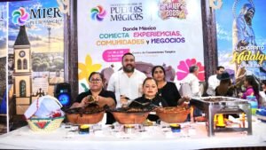 Convivencia familiar, recreación y gastronomía en stand de Turismo